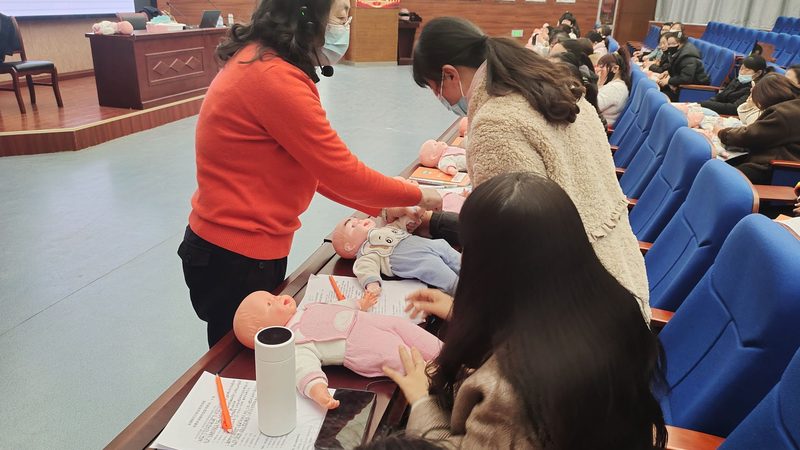 满月发汗，材料包里的秘密**
